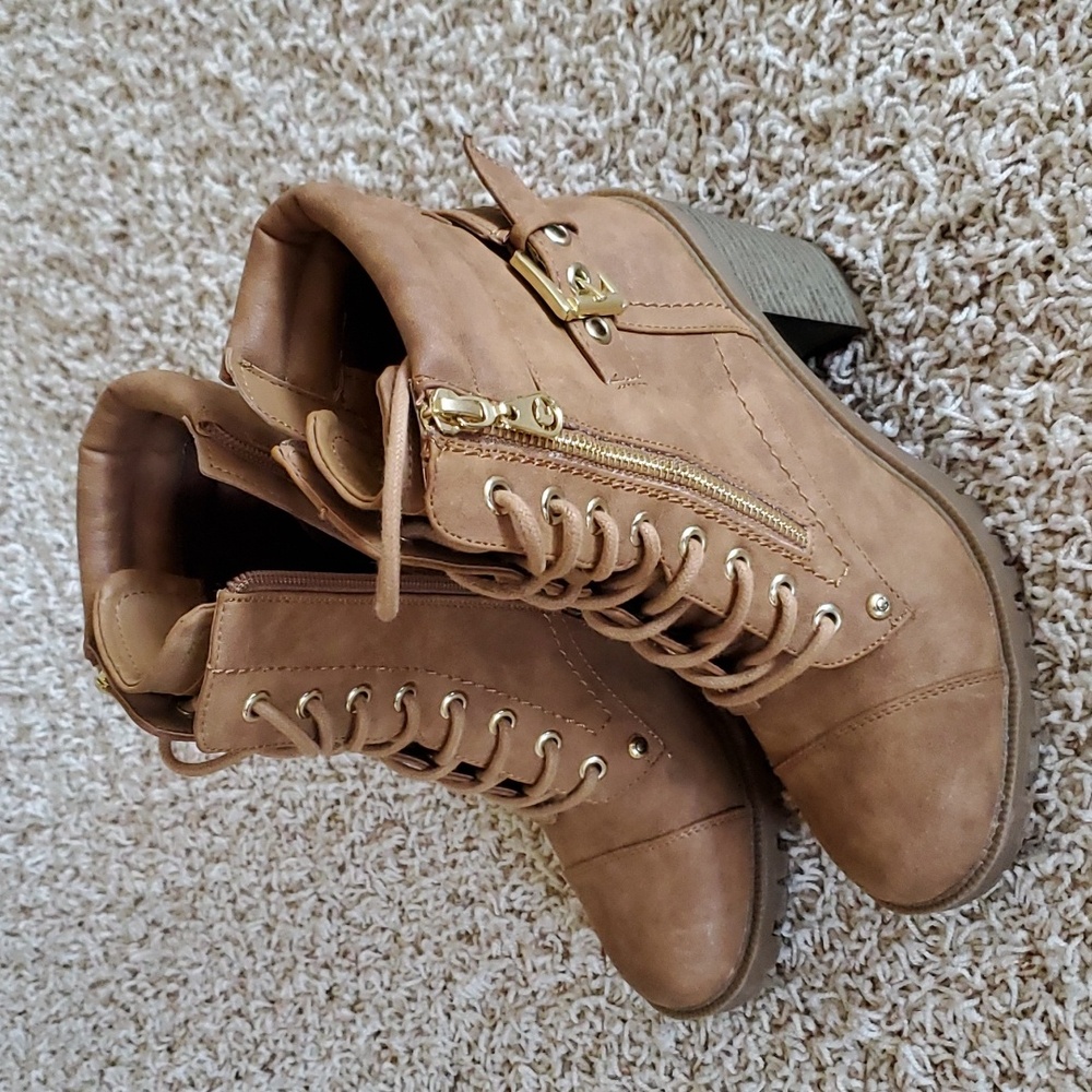 GBG Guess bootie